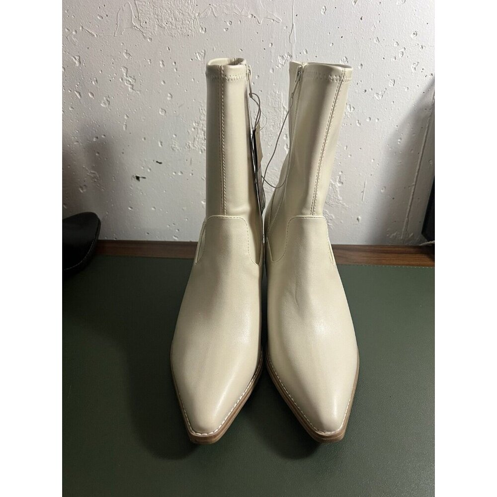 Women's Aubree Ankle Boots - Universal Thread Off-White 9.5 Memory Foam